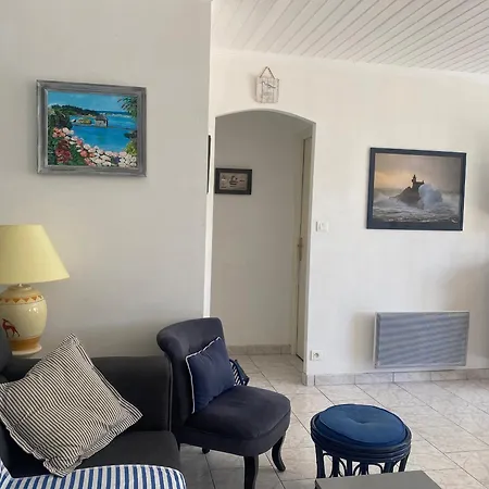 Maison Plain-pied Avec Jardin Proche Forêt Et Plages à - Fr-1-22-259 * La Tranche-sur-Mer