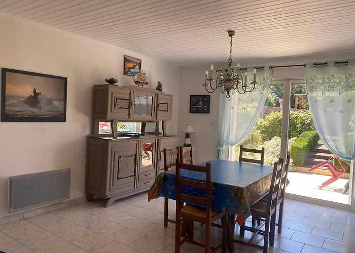 Maison Plain-pied Avec Jardin Proche Foret Et Plages A - Fr-1-22-259 * La Tranche-sur-Mer