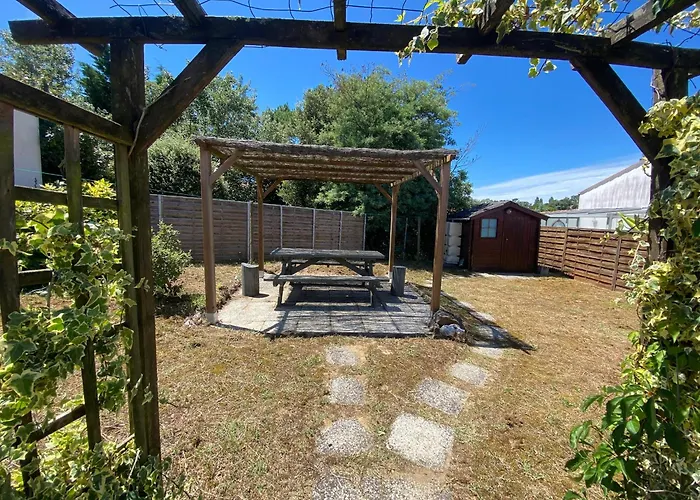 Vakantiehuis Maison Plain-pied Avec Jardin Proche Foret Et Plages A - Fr-1-22-259